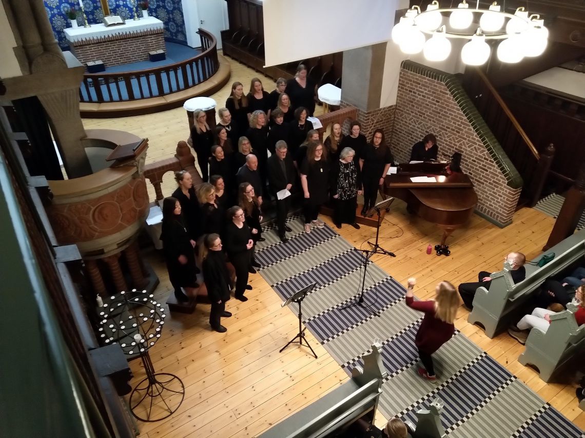 Julekor i Nazaret kirke v/ Louise Kofoed