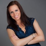 Ewa Angela Klos